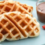 Croffle: Kombinasi sempurna antara croissant dan waffle yang renyah di luar dan lembut di dalam