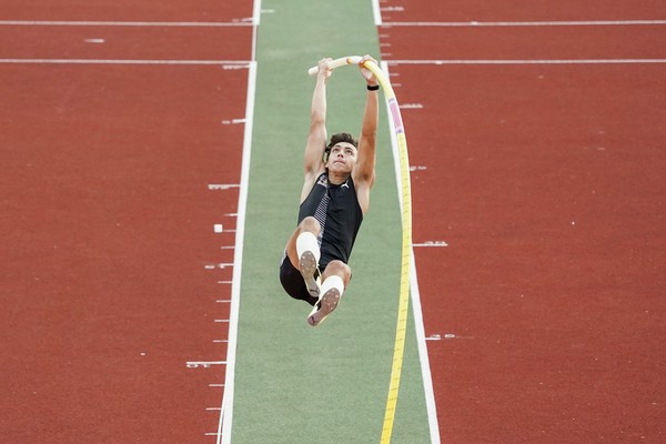Atletik: Ketika Tubuh Berbicara Lebih Keras dari Kata-kata 3 Atletik