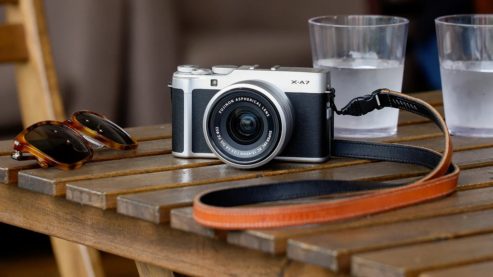 Desain Compact dan Ergonomis Fujifilm mirrorless