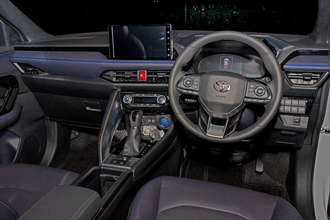 Interior Nyaman untuk Perjalanan Jarak Dekat hingga Jauh