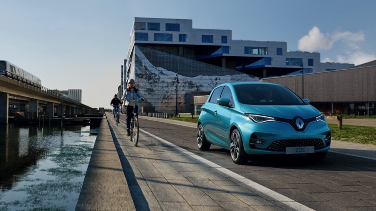 Performa Gesit Renault Zoe yang Menjawab Tantangan Jalanan Kota