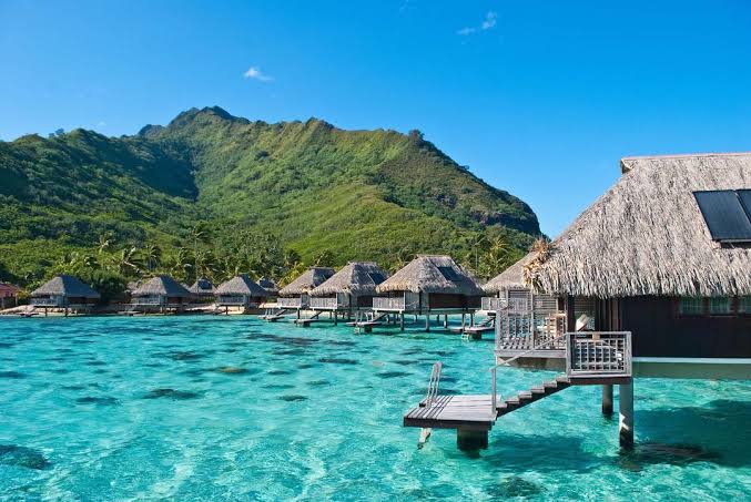 Pantai Ora, Pesona Surga Bahari yang Menghadirkan Keindahan Alam Tak Terlupakan 3 Pantai Ora